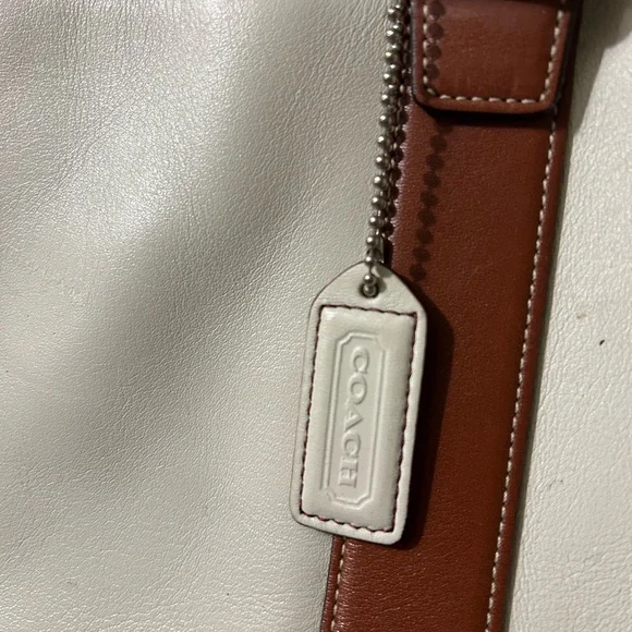 Vintage 2000's Coach Soho Shopper Cream and Brown Leather Carryall - Picture 10 of 11